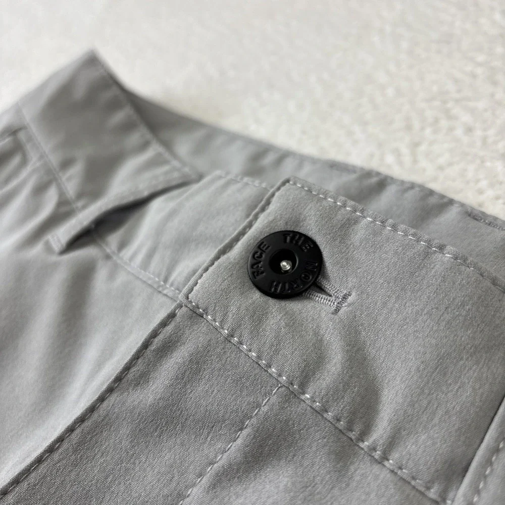THE NORTH FACE Rolling Sun Shorts Mens 30 Gray 9